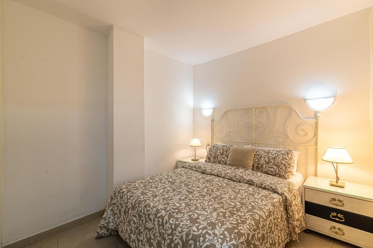 Los Cristianos - Gloria 1 Apartman Arona  Kültér fotó
